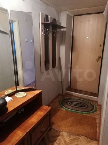 Киров, ул. Ивана Попова, 12